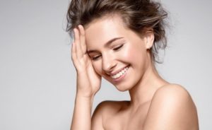 woman smiling with beautiful teeth